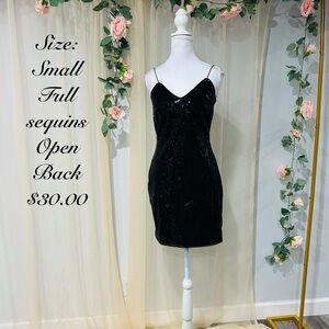 Chic Black Sequin Backless Dress